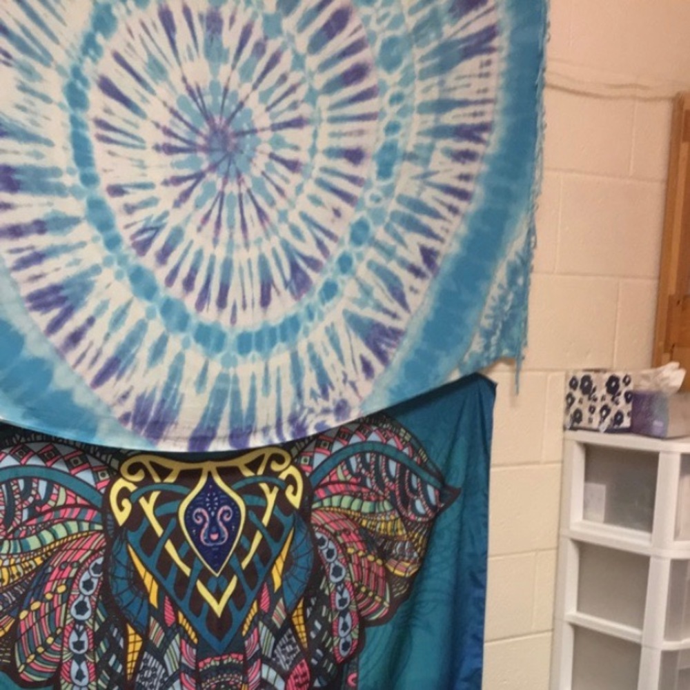 Tapestry blue tie dye purple tassels blue circle design for dorm or bedroom